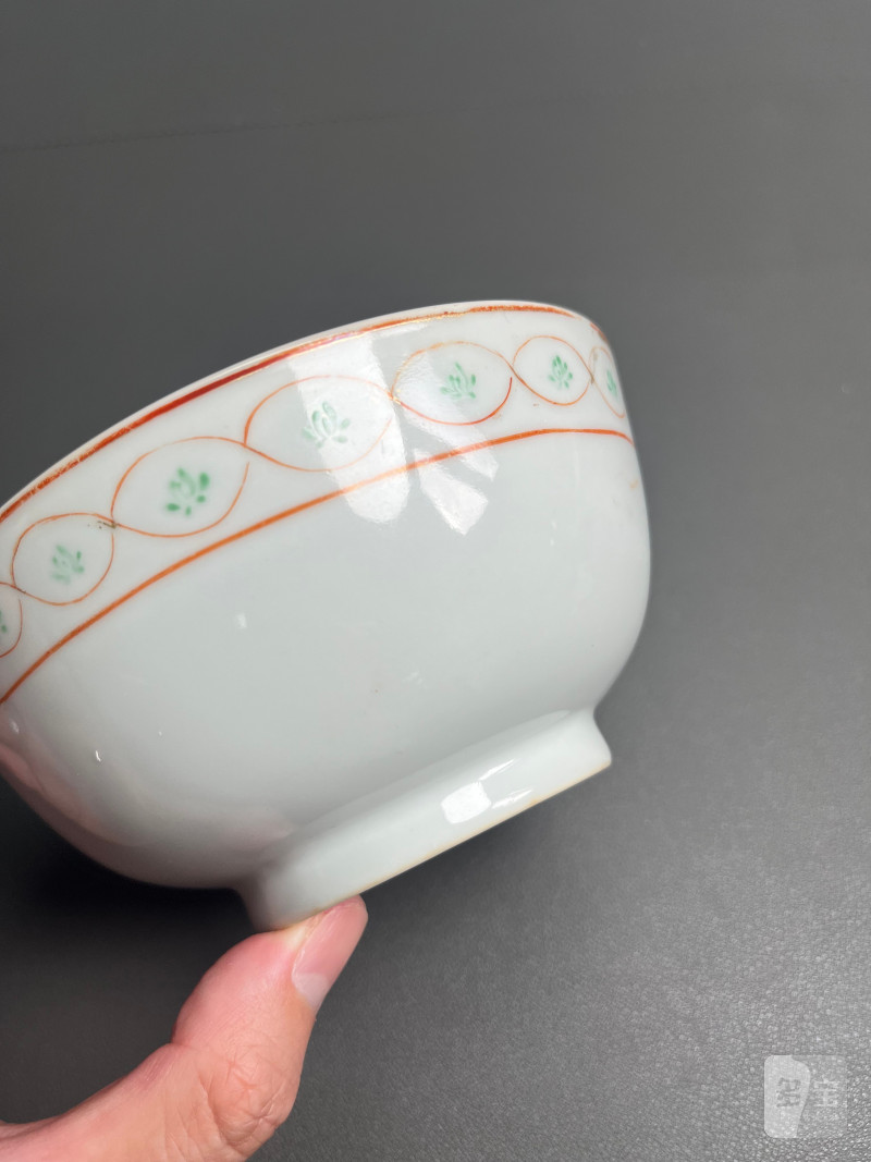 清乾隆  红绿彩阿拉伯文碗（带老盒） - 图14